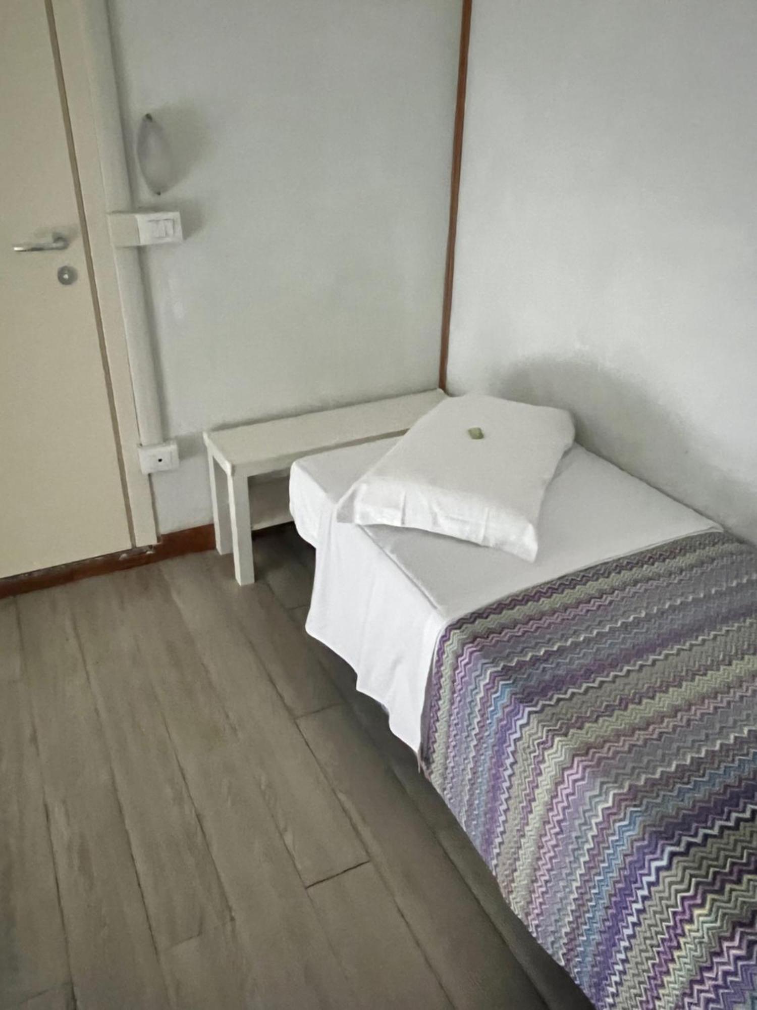 Hotel Carol Чезенатіко Екстер'єр фото
