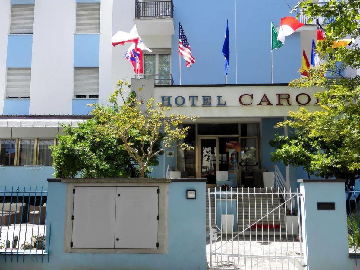 Hotel Carol Чезенатіко Екстер'єр фото